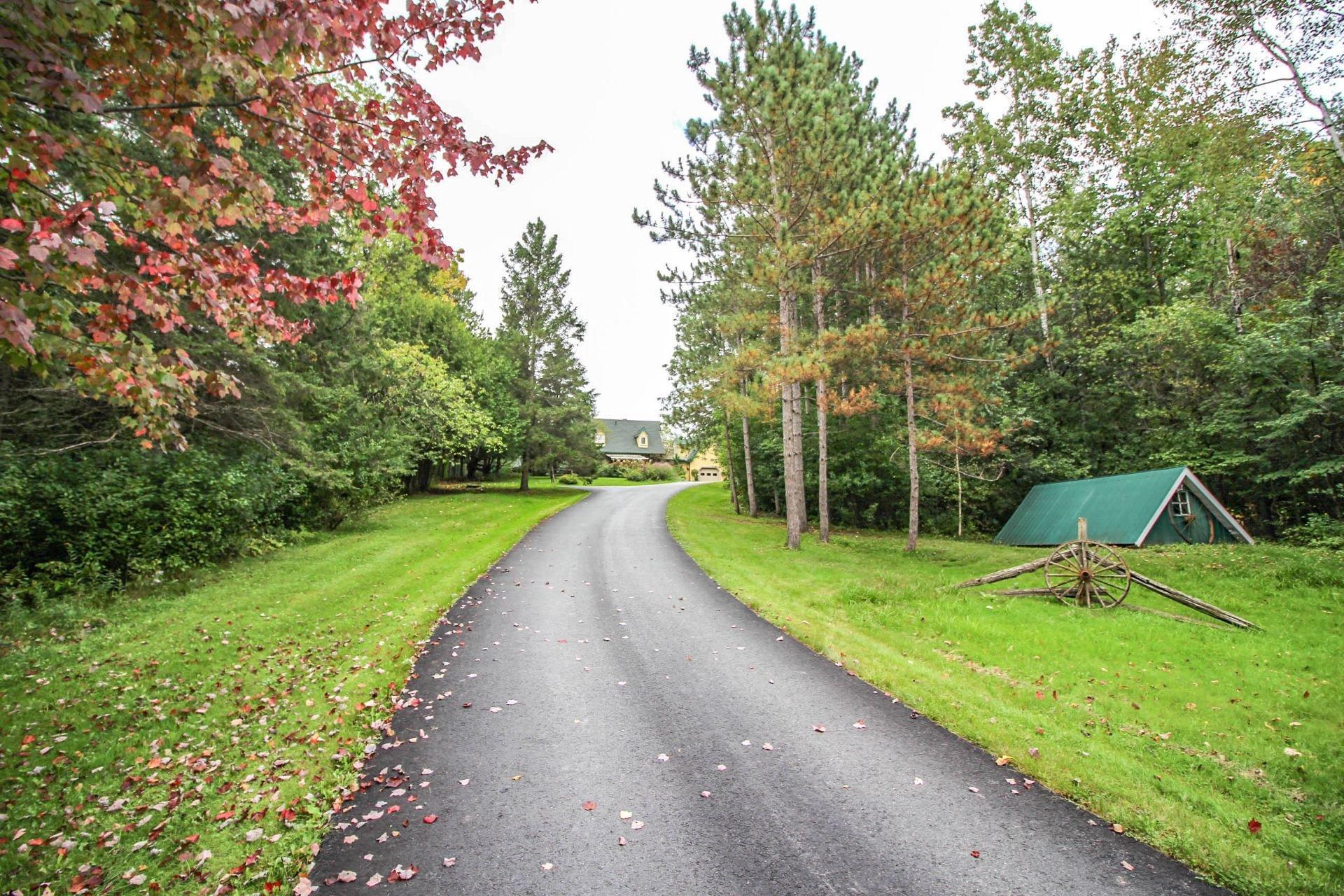 









7655


Rue St-François N.

,
Sherbrooke (Brompton/Rock Forest/Saint-Élie/Deauville),




QC
J1C0V4

