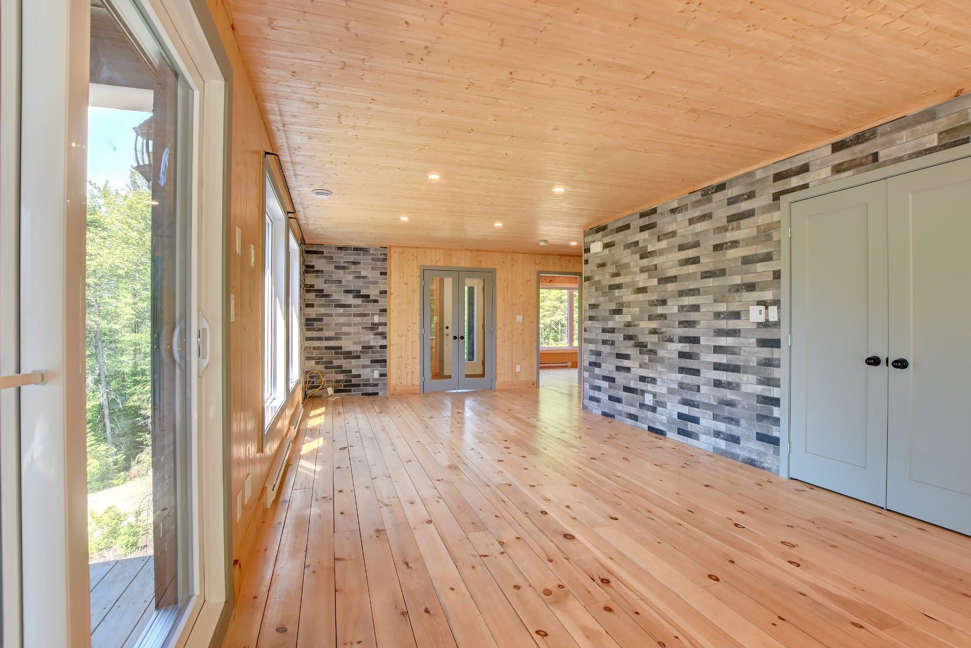 









51Z

 - 53Z


Av. Gagné

,
Saint-Côme,




QC
J0K2B0

