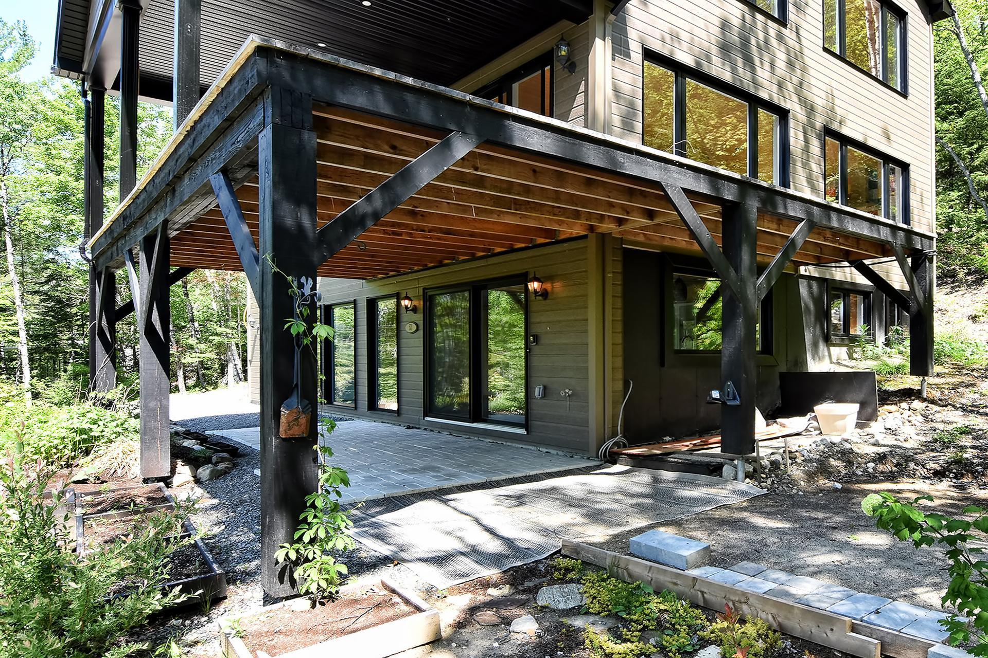 









51Z

 - 53Z


Av. Gagné

,
Saint-Côme,




QC
J0K2B0

