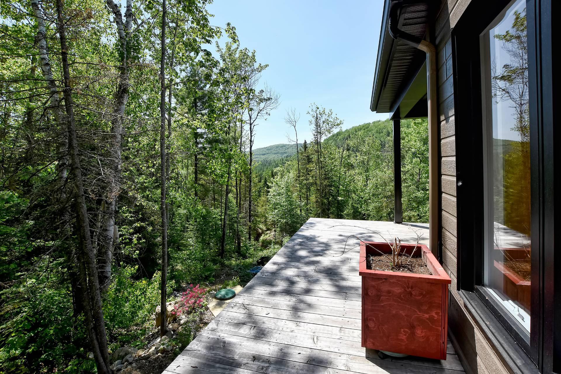 









51Z

 - 53Z


Av. Gagné

,
Saint-Côme,




QC
J0K2B0

