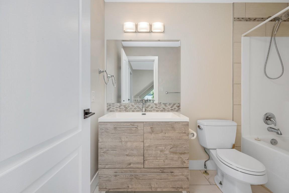 









5795


East Vernon

Road,
Vernon,




BC
V1B 3K1

