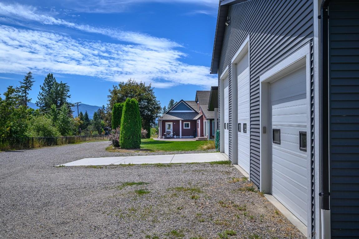 









5795


East Vernon

Road,
Vernon,




BC
V1B 3K1

