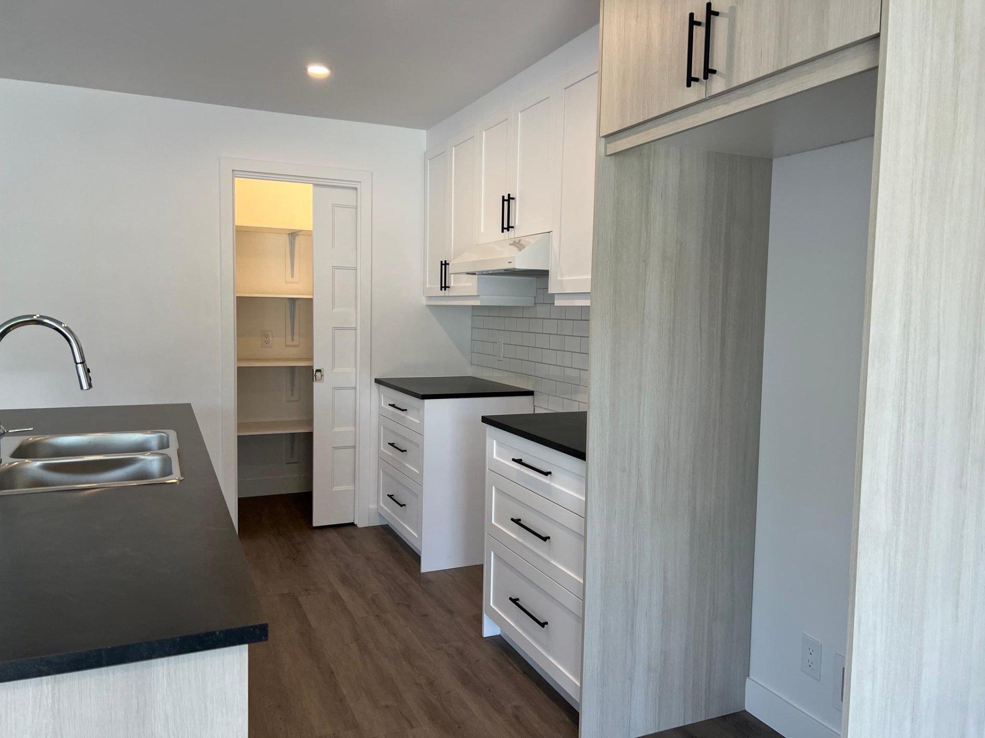 









434


Ch. de Knowlton

, 301,
Lac-Brome,




QC
J0E1V0

