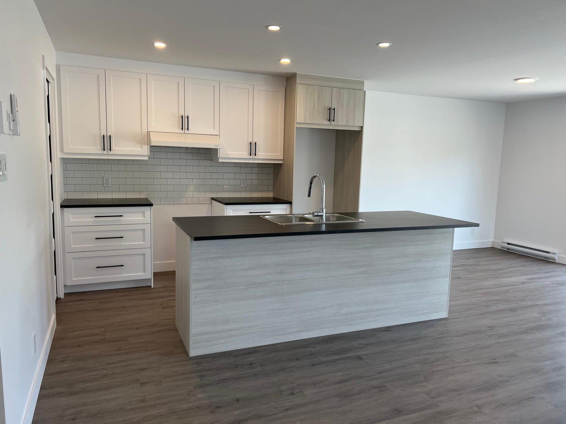 









434


Ch. de Knowlton

, 301,
Lac-Brome,




QC
J0E1V0

