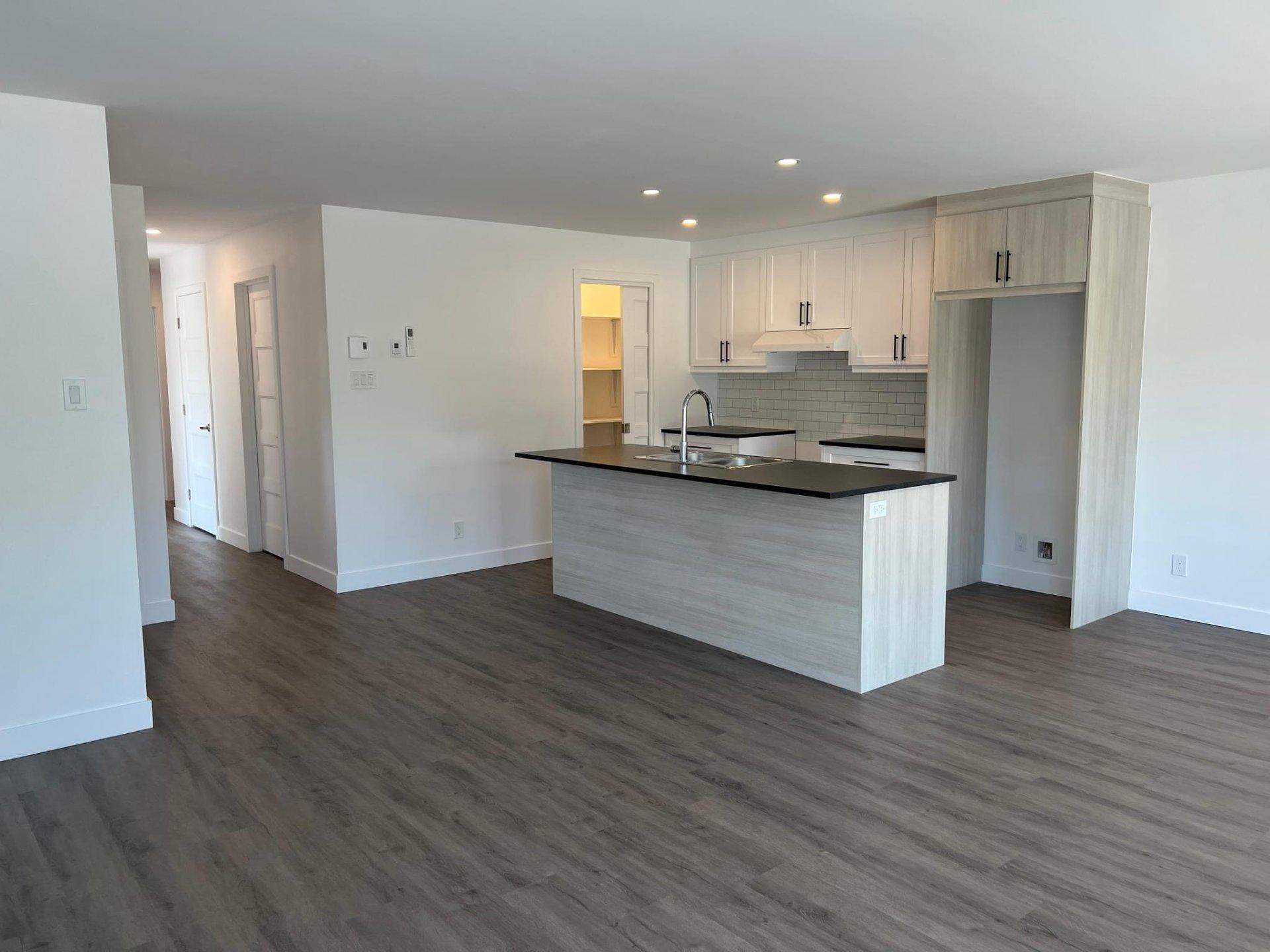 









434


Ch. de Knowlton

, 301,
Lac-Brome,




QC
J0E1V0

