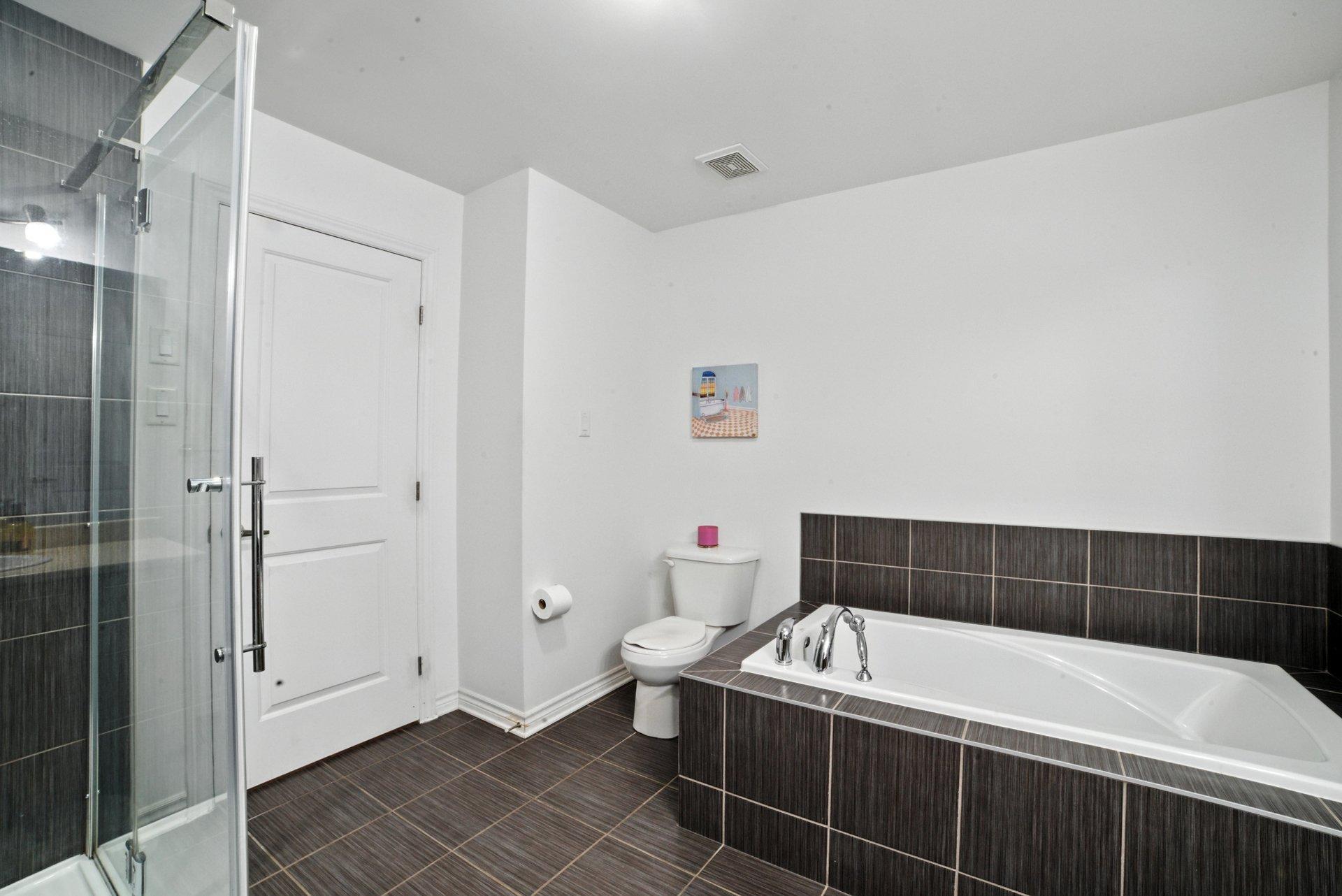 









73


Rue Georges-Lebel

,
Gatineau (Aylmer),




QC
J9J0X8

