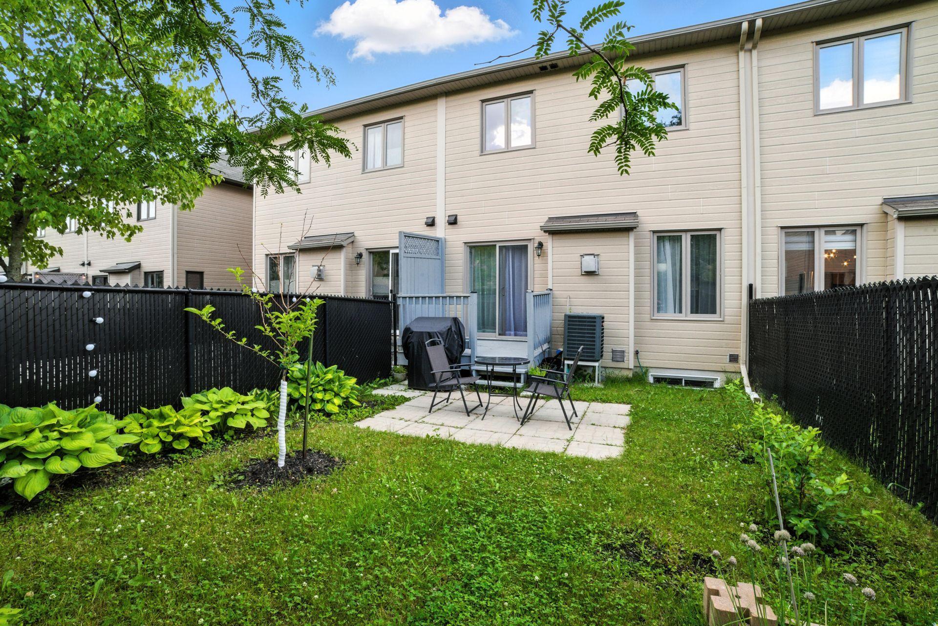 









73


Rue Georges-Lebel

,
Gatineau (Aylmer),




QC
J9J0X8

