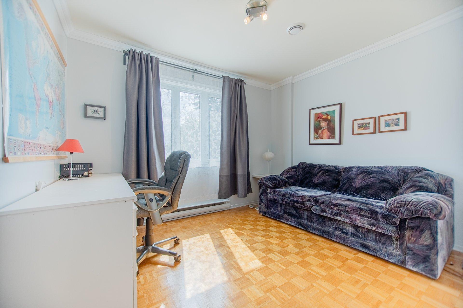 









2026


Rue Savaria

,
Varennes,




QC
J3X1G7

