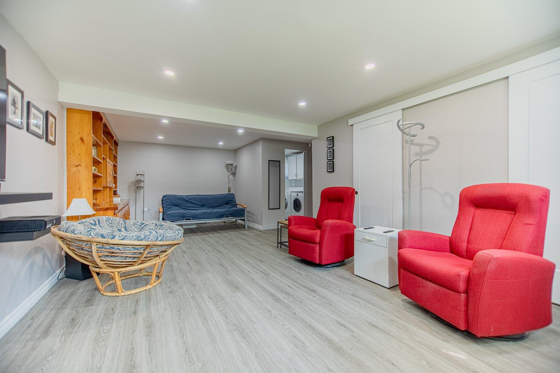 









2026


Rue Savaria

,
Varennes,




QC
J3X1G7

