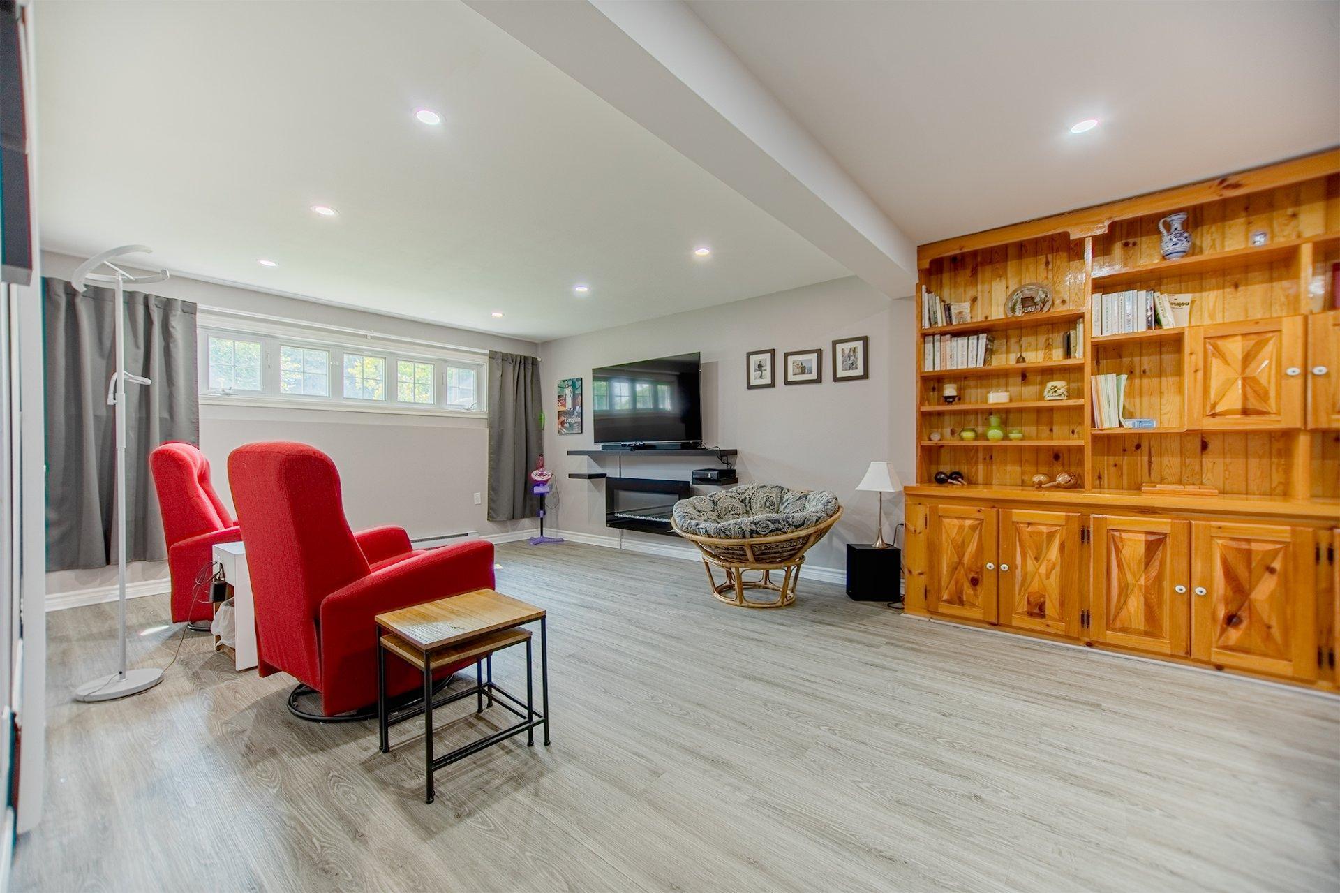 









2026


Rue Savaria

,
Varennes,




QC
J3X1G7

