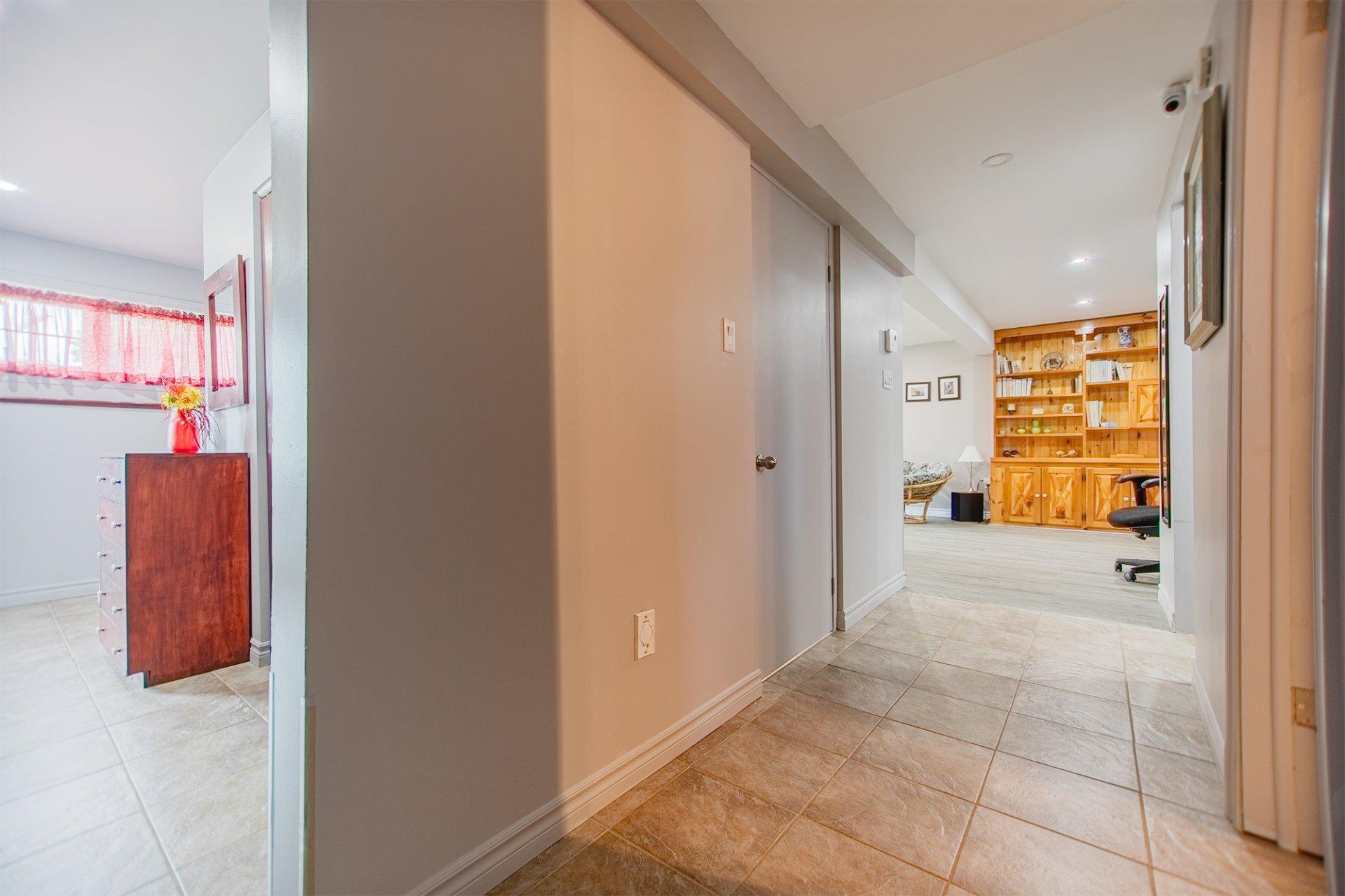 









2026


Rue Savaria

,
Varennes,




QC
J3X1G7

