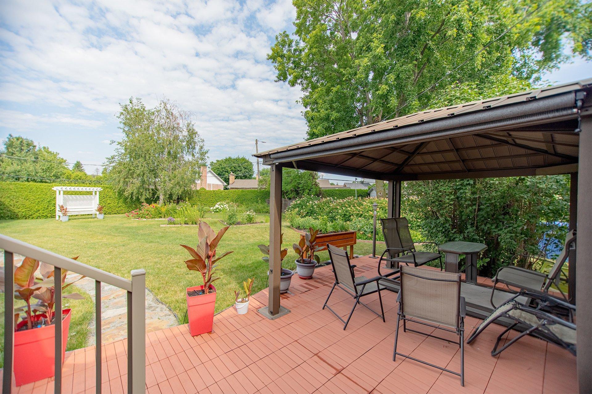 









2026


Rue Savaria

,
Varennes,




QC
J3X1G7

