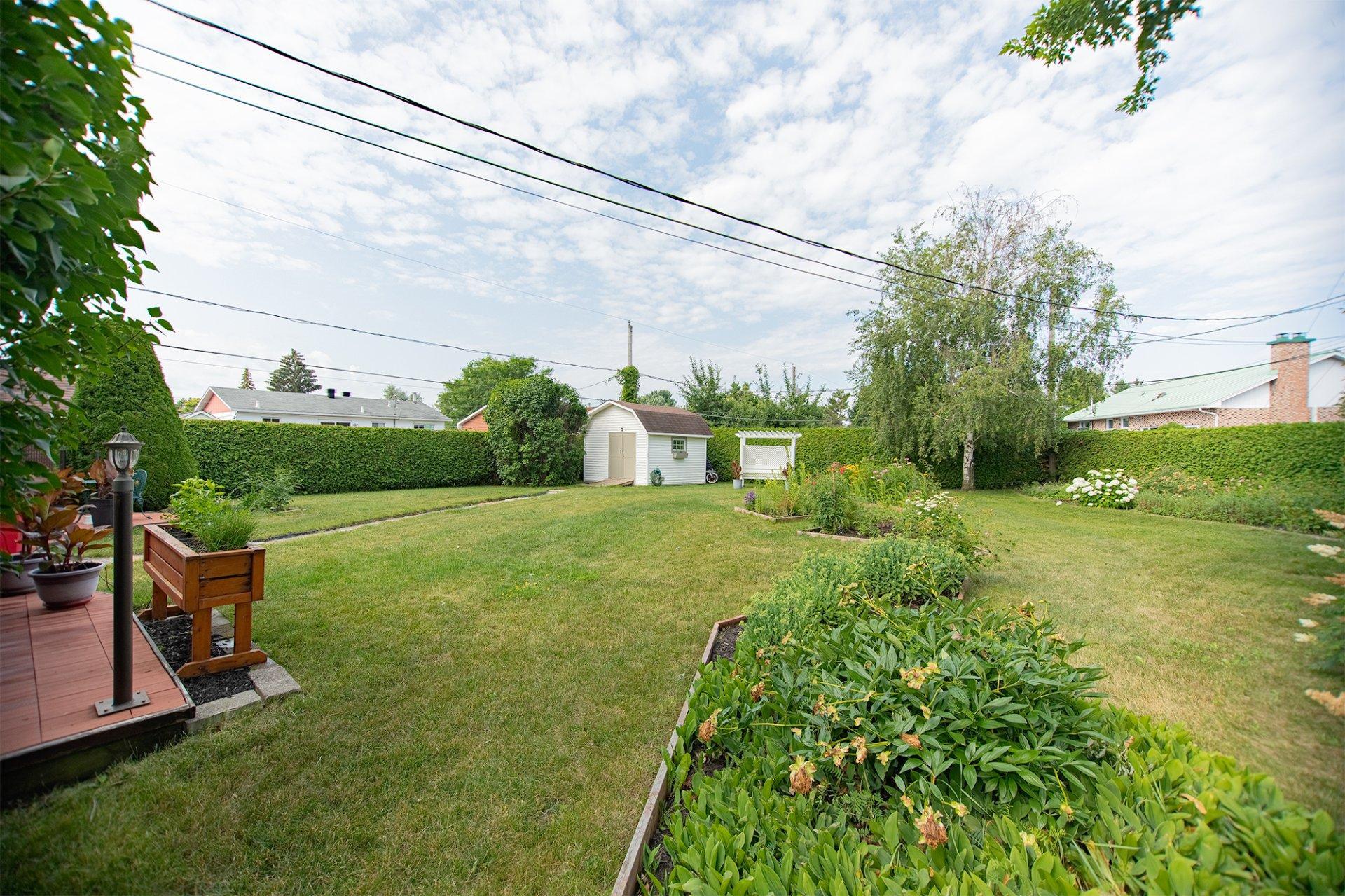 









2026


Rue Savaria

,
Varennes,




QC
J3X1G7


