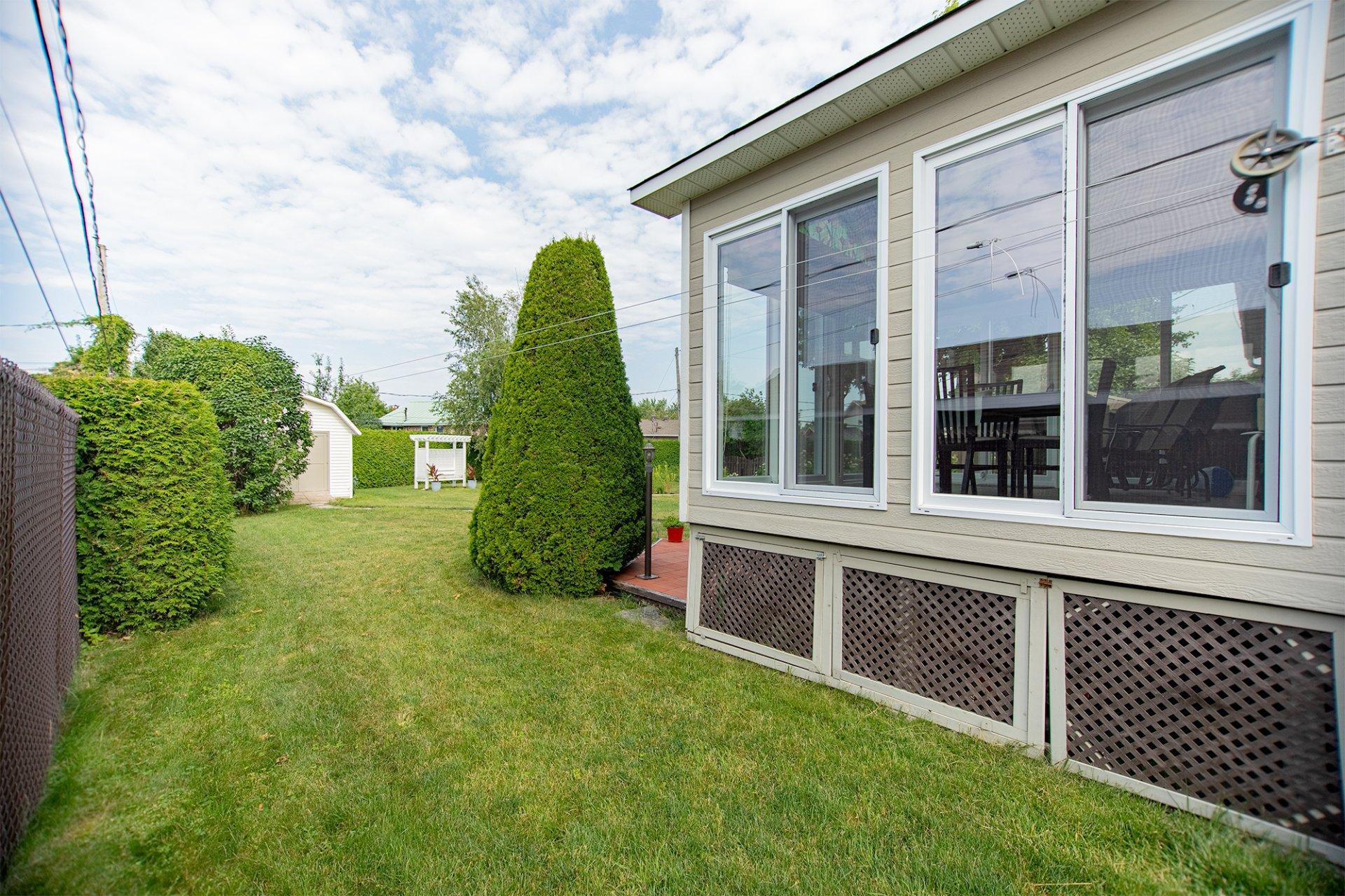 









2026


Rue Savaria

,
Varennes,




QC
J3X1G7

