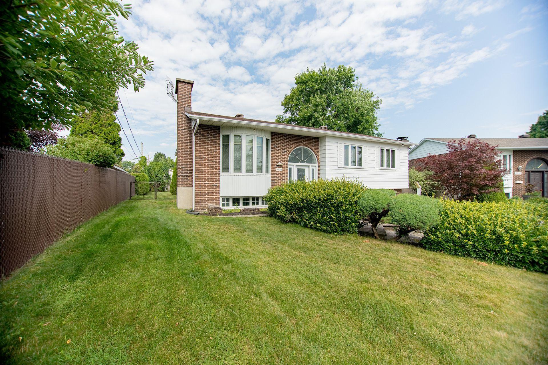 









2026


Rue Savaria

,
Varennes,




QC
J3X1G7

