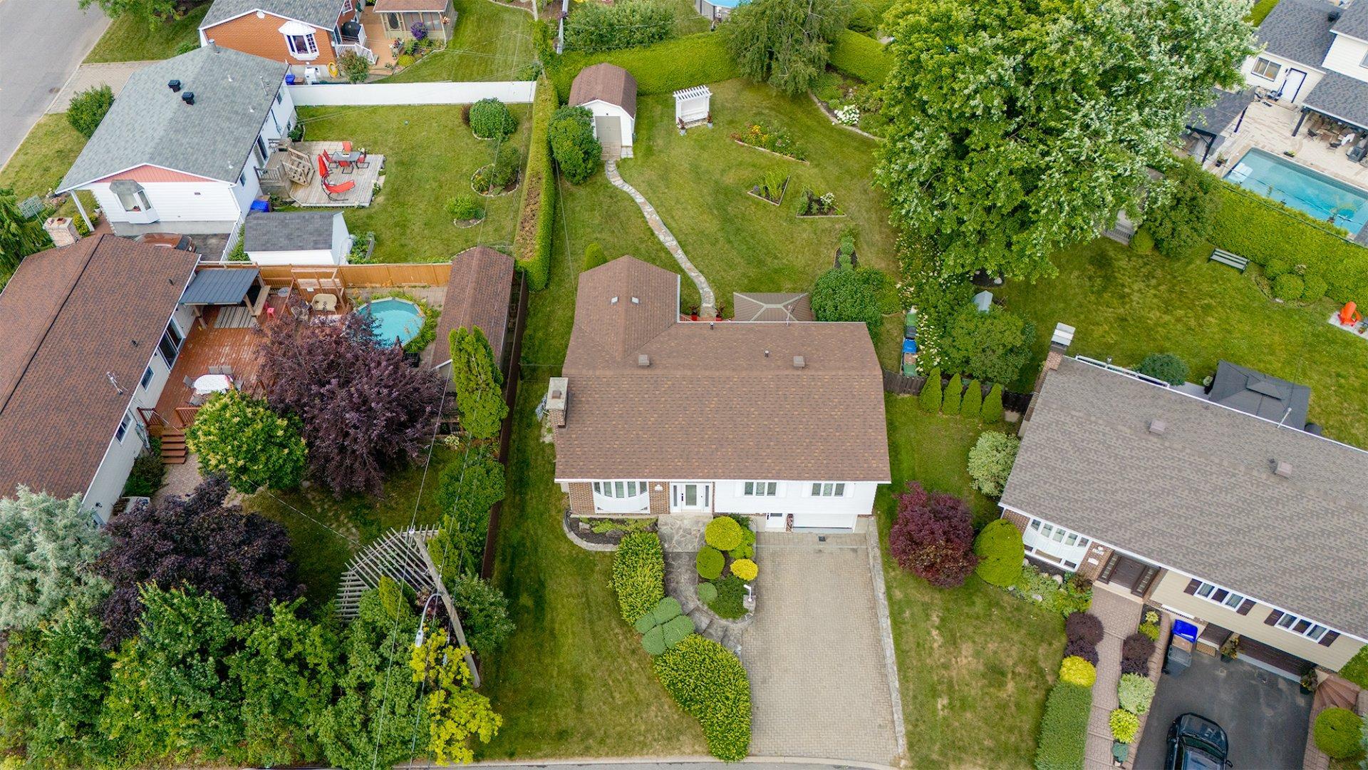 









2026


Rue Savaria

,
Varennes,




QC
J3X1G7

