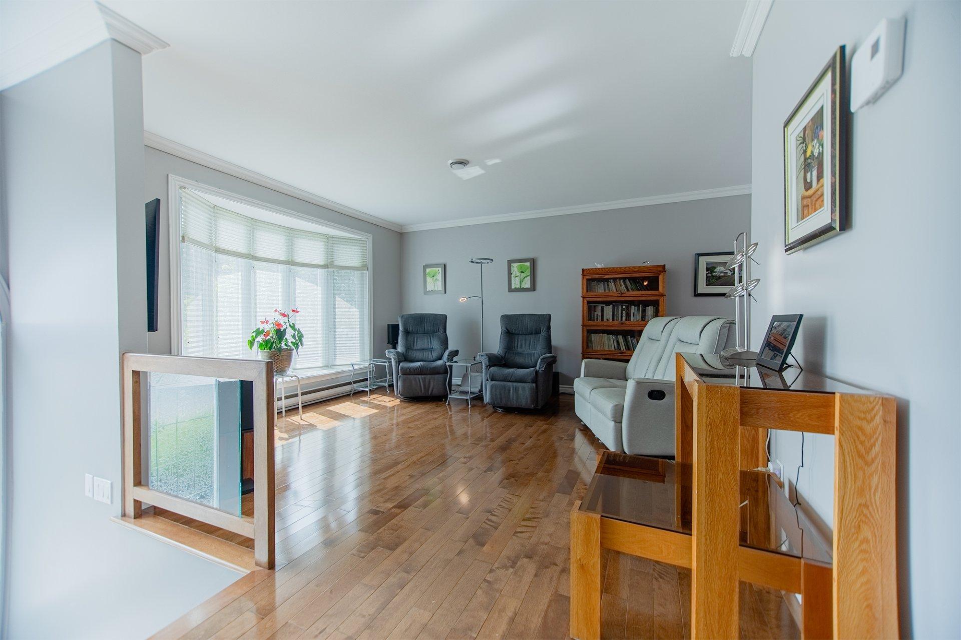 









2026


Rue Savaria

,
Varennes,




QC
J3X1G7

