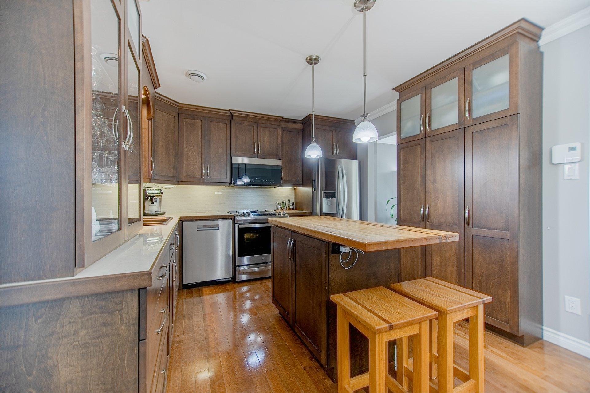 









2026


Rue Savaria

,
Varennes,




QC
J3X1G7

