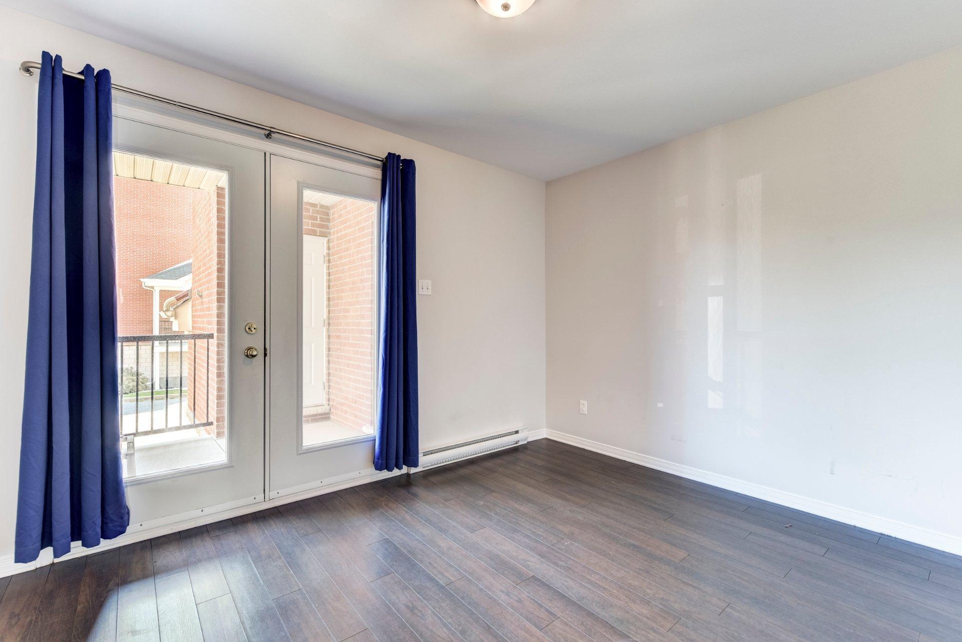 









5865


Boul. Chevrier

, 3,
Brossard,




QC
J4Z0G5

