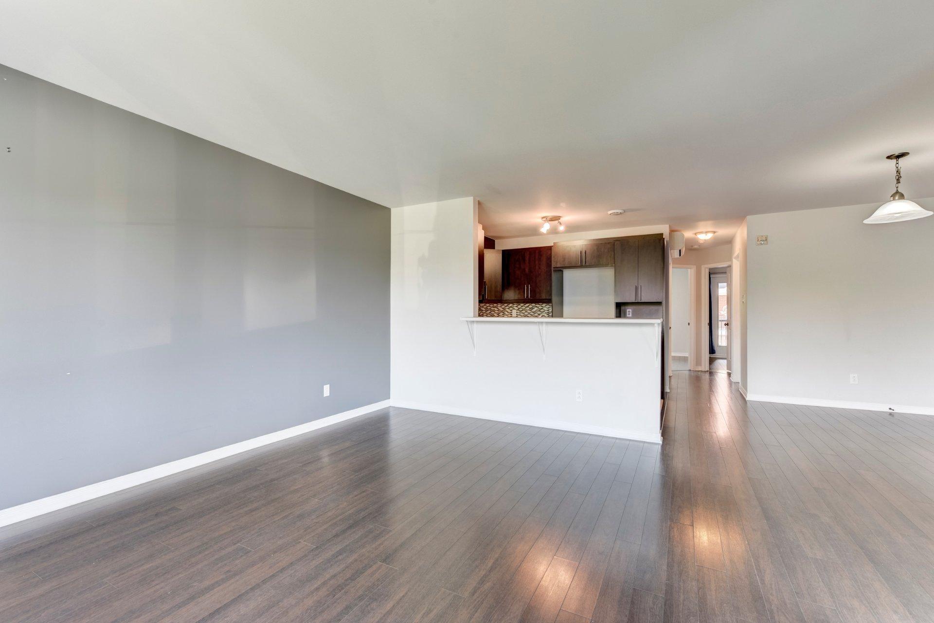 









5865


Boul. Chevrier

, 3,
Brossard,




QC
J4Z0G5

