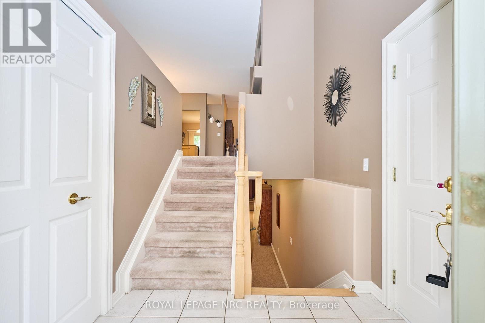 












3393 STANTON COURT

,
Lincoln (Lincoln-Jordan/Vineland),




Ontario
L0R2E0

