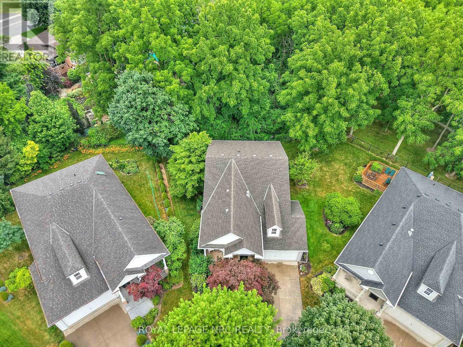 












3393 STANTON COURT

,
Lincoln (Lincoln-Jordan/Vineland),




Ontario
L0R2E0

