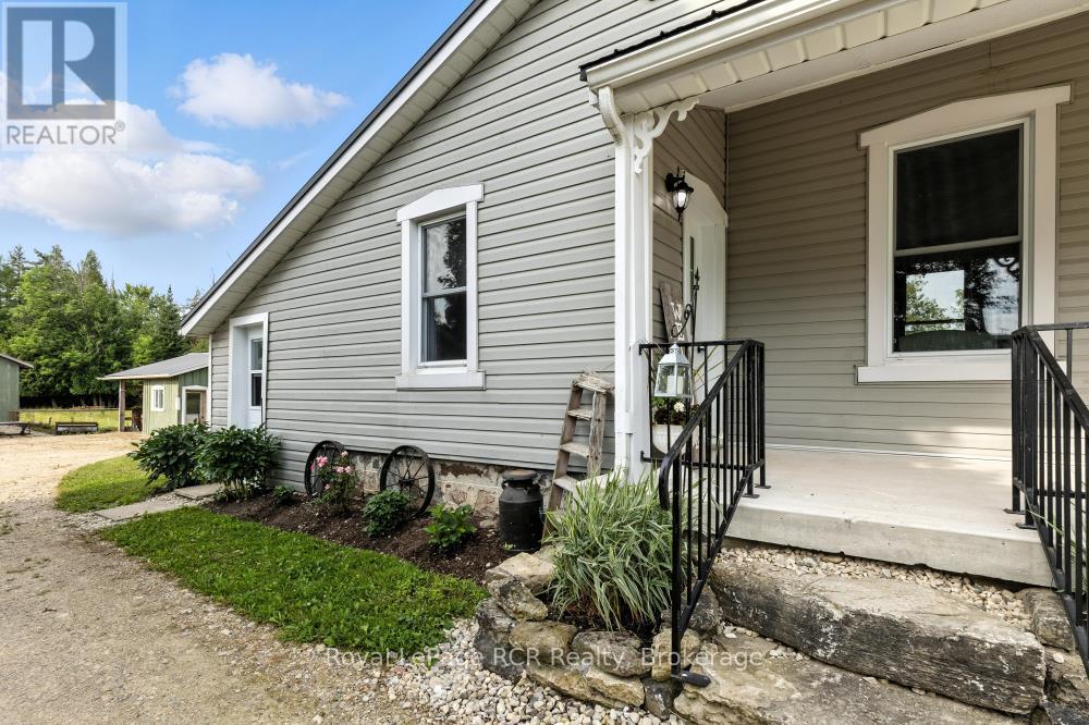 












45001 LAKELET ROAD

,
Howick,




Ontario
N0G1M0

