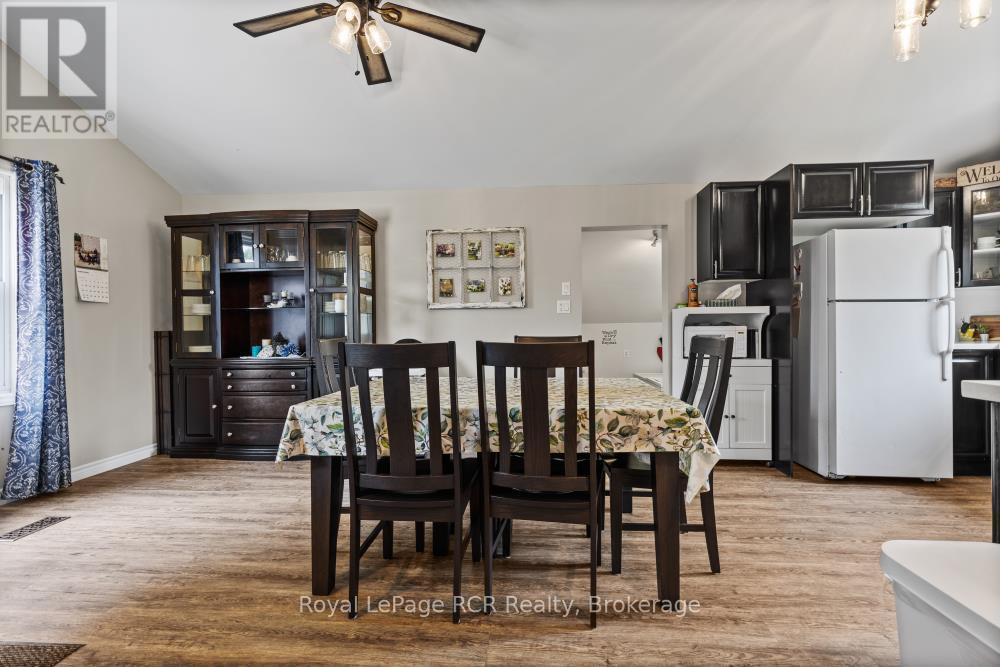 












45001 LAKELET ROAD

,
Howick,




Ontario
N0G1M0

