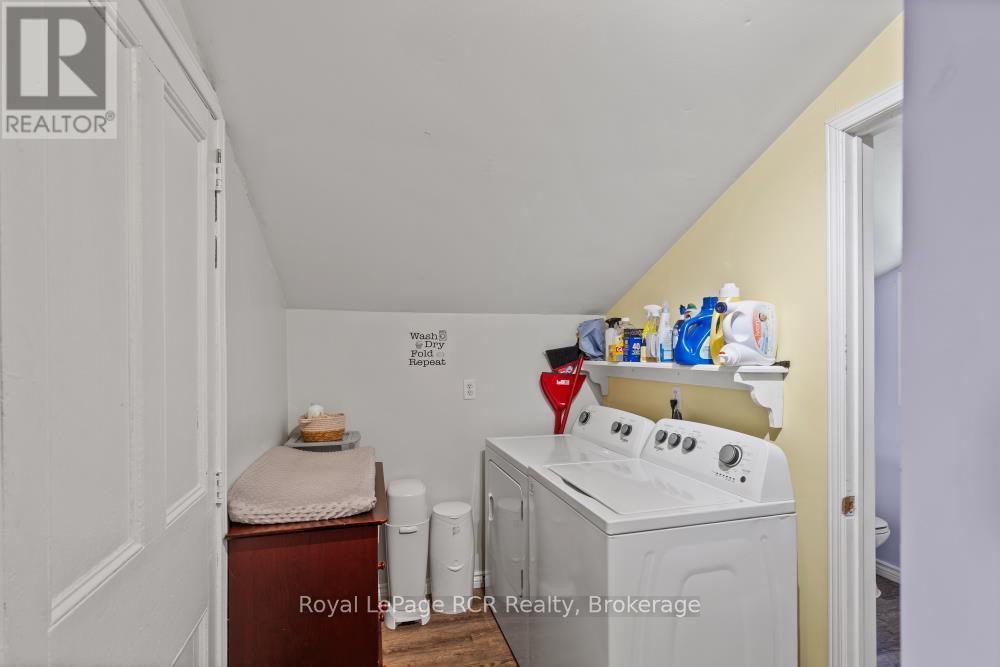 












45001 LAKELET ROAD

,
Howick,




Ontario
N0G1M0

