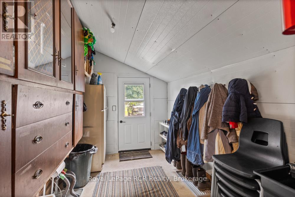 












45001 LAKELET ROAD

,
Howick,




Ontario
N0G1M0

