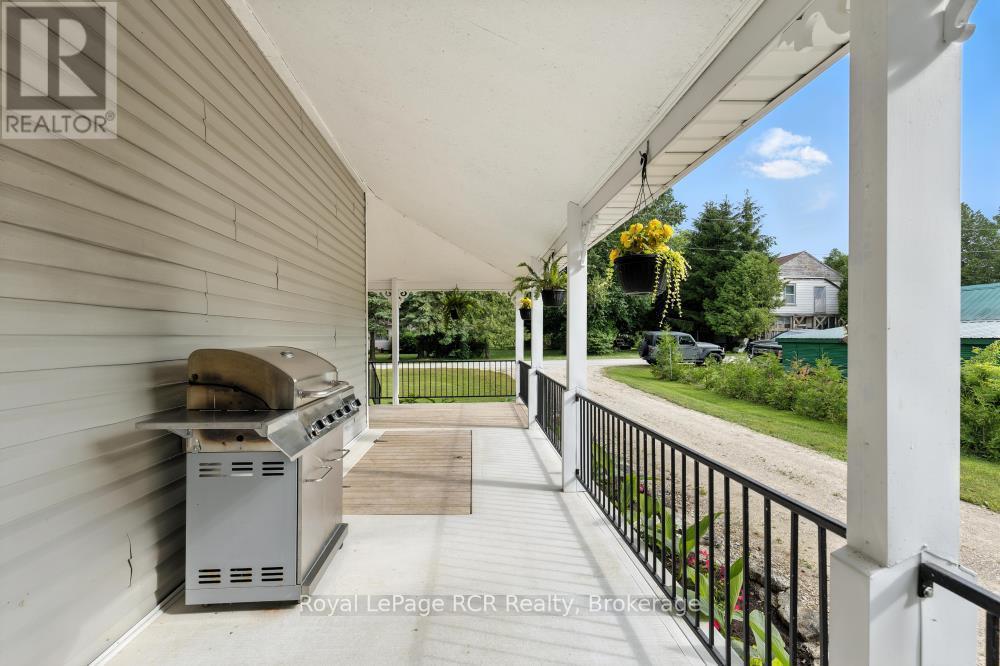 












45001 LAKELET ROAD

,
Howick,




Ontario
N0G1M0

