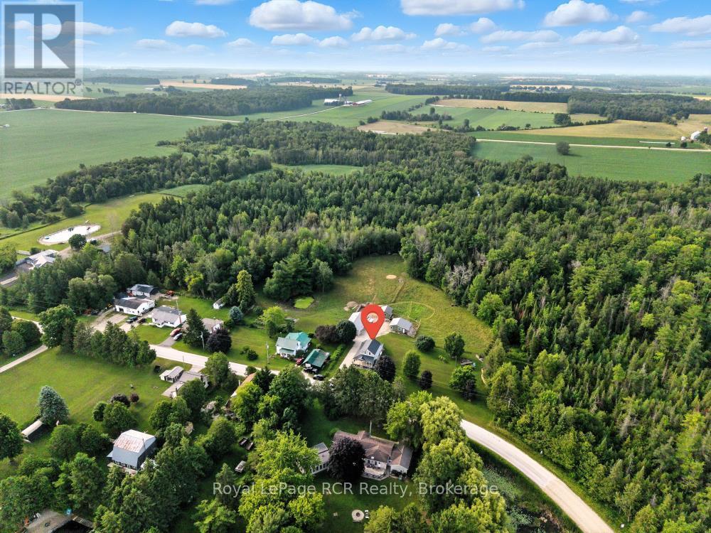 












45001 LAKELET ROAD

,
Howick,




Ontario
N0G1M0

