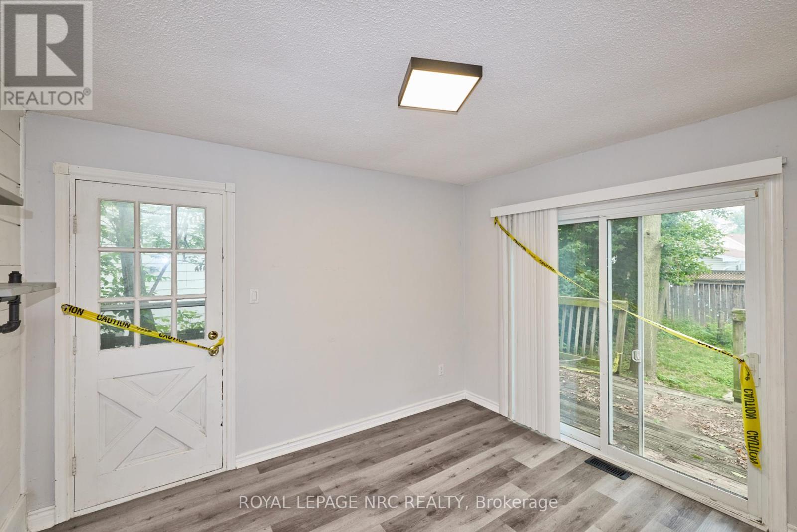 












108 CARLTON STREET

,
St. Catharines (Haig),




Ontario
L2R1R3

