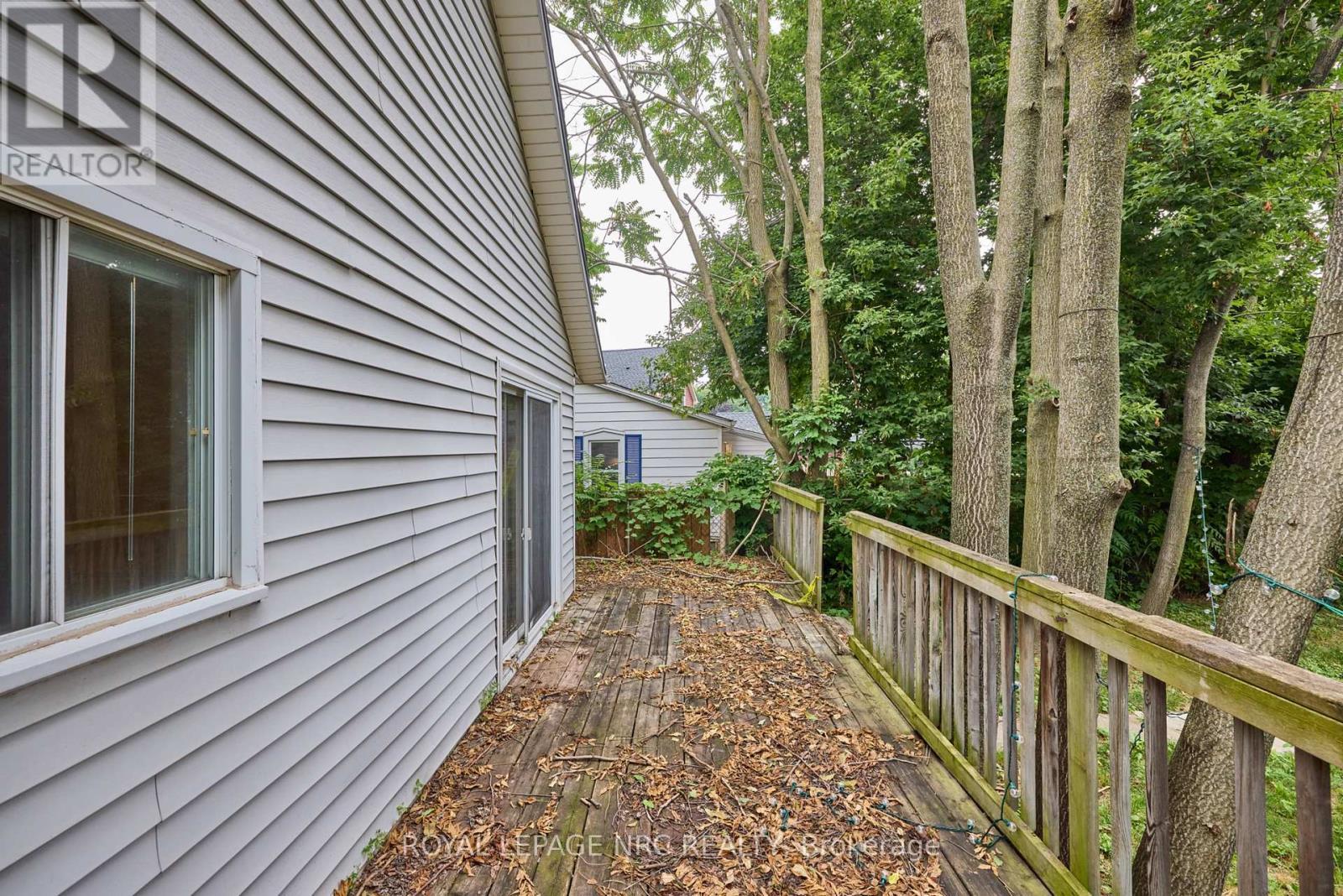 












108 CARLTON STREET

,
St. Catharines (Haig),




Ontario
L2R1R3

