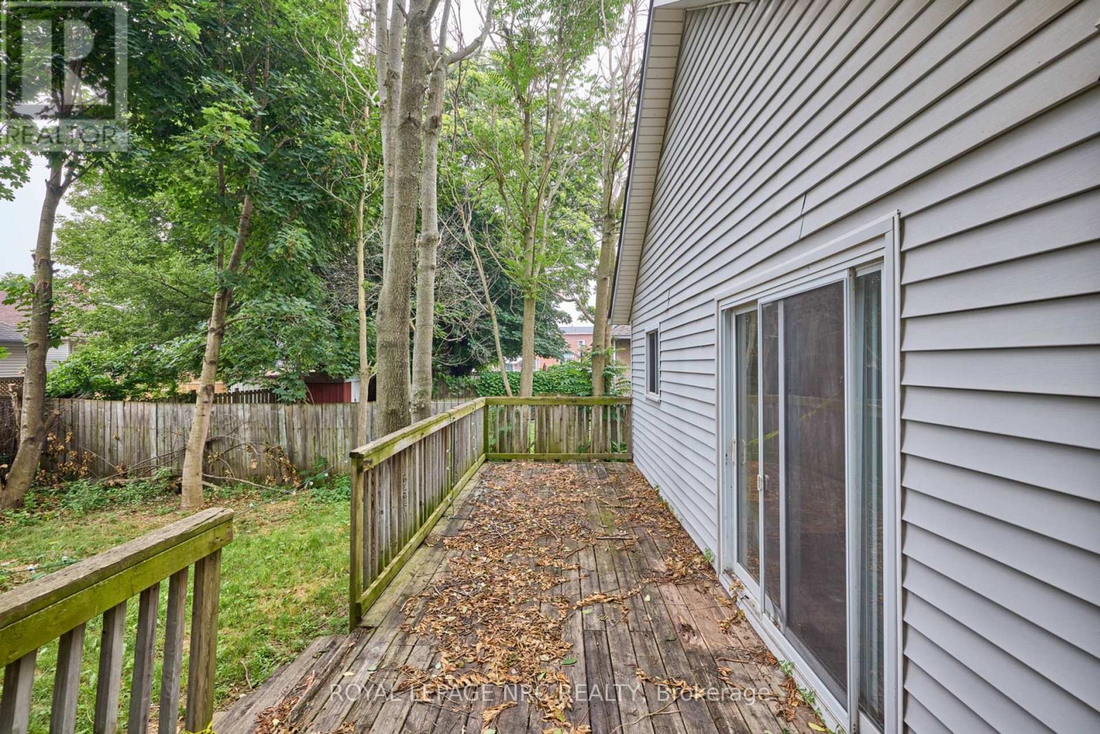 












108 CARLTON STREET

,
St. Catharines (Haig),




Ontario
L2R1R3

