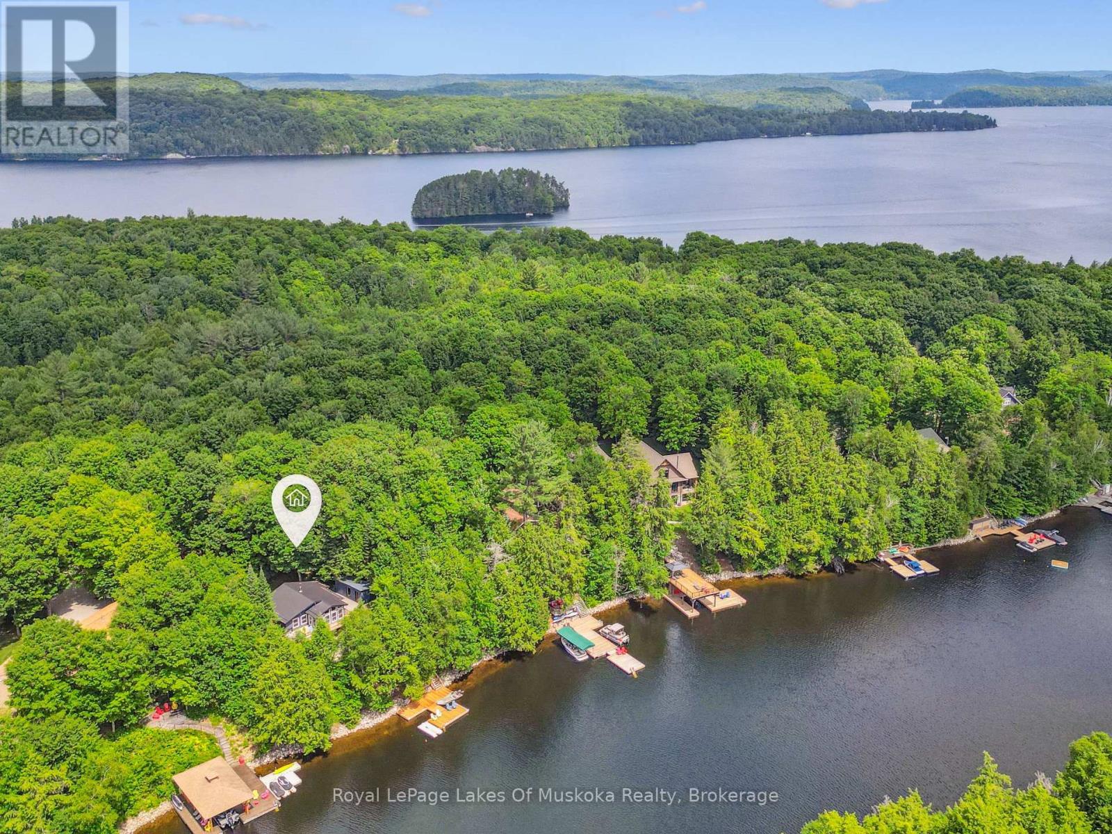 












1315 WOLF CIRCLE

,
Algonquin Highlands (Sherborne),




Ontario
P0A1E0

