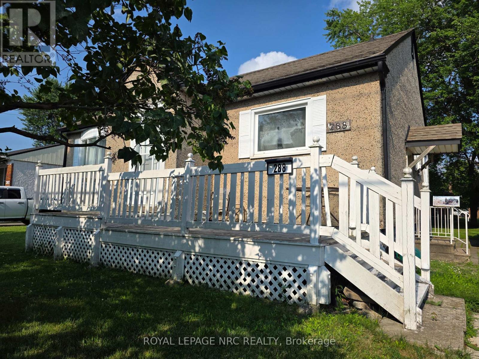 












288 FIRST AVENUE

,
Welland (N. Welland),




Ontario
L3C1Y8

