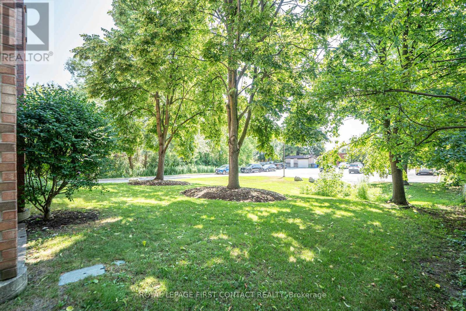 












103 - 117 EDGEHILL DRIVE

,
Barrie,




Ontario
L4N1L9

