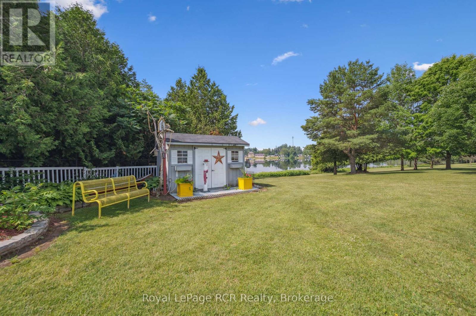 












2 MURRAY WAY

,
Minto,




Ontario
N0G2L0

