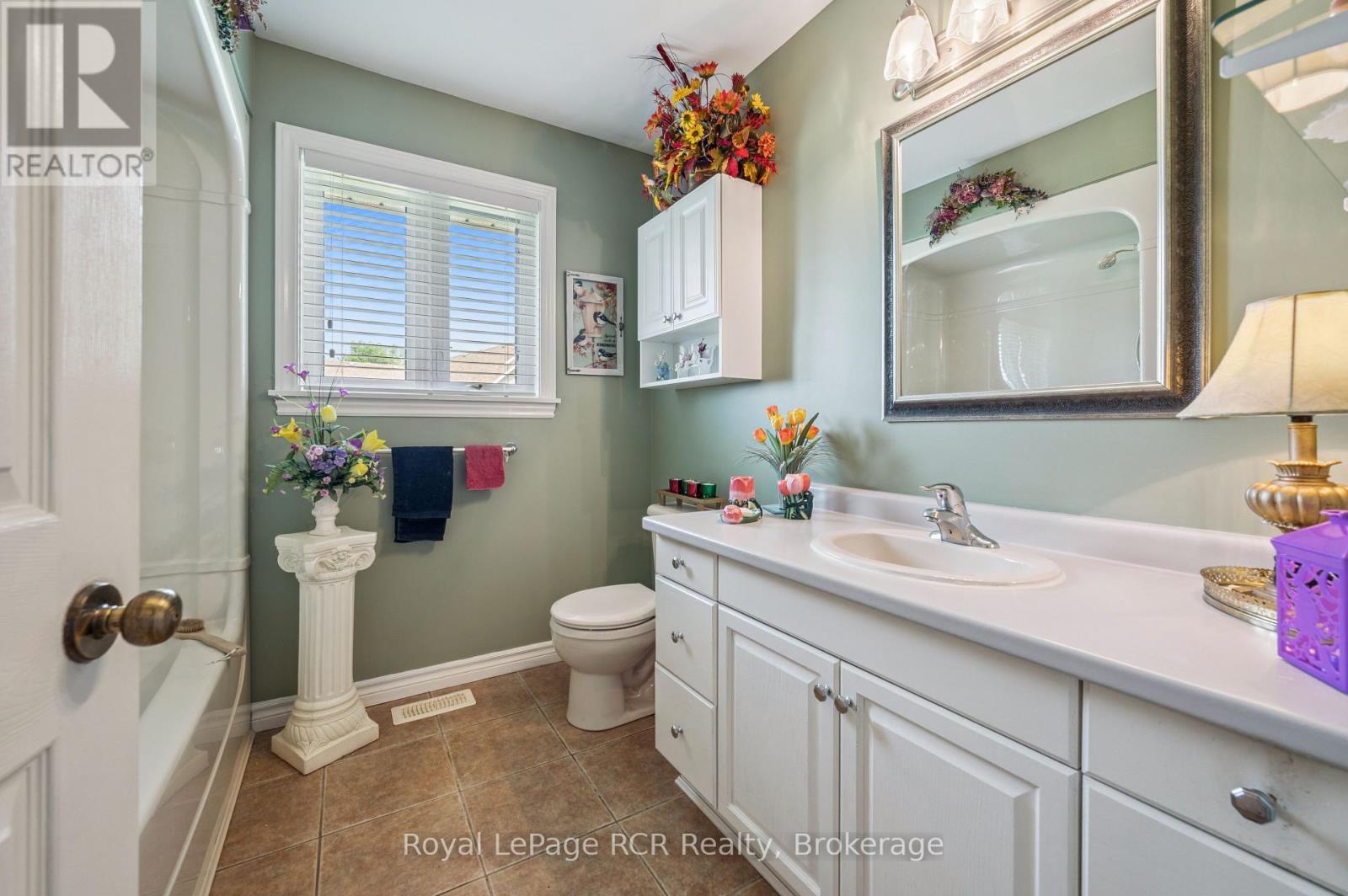 












2 MURRAY WAY

,
Minto,




Ontario
N0G2L0

