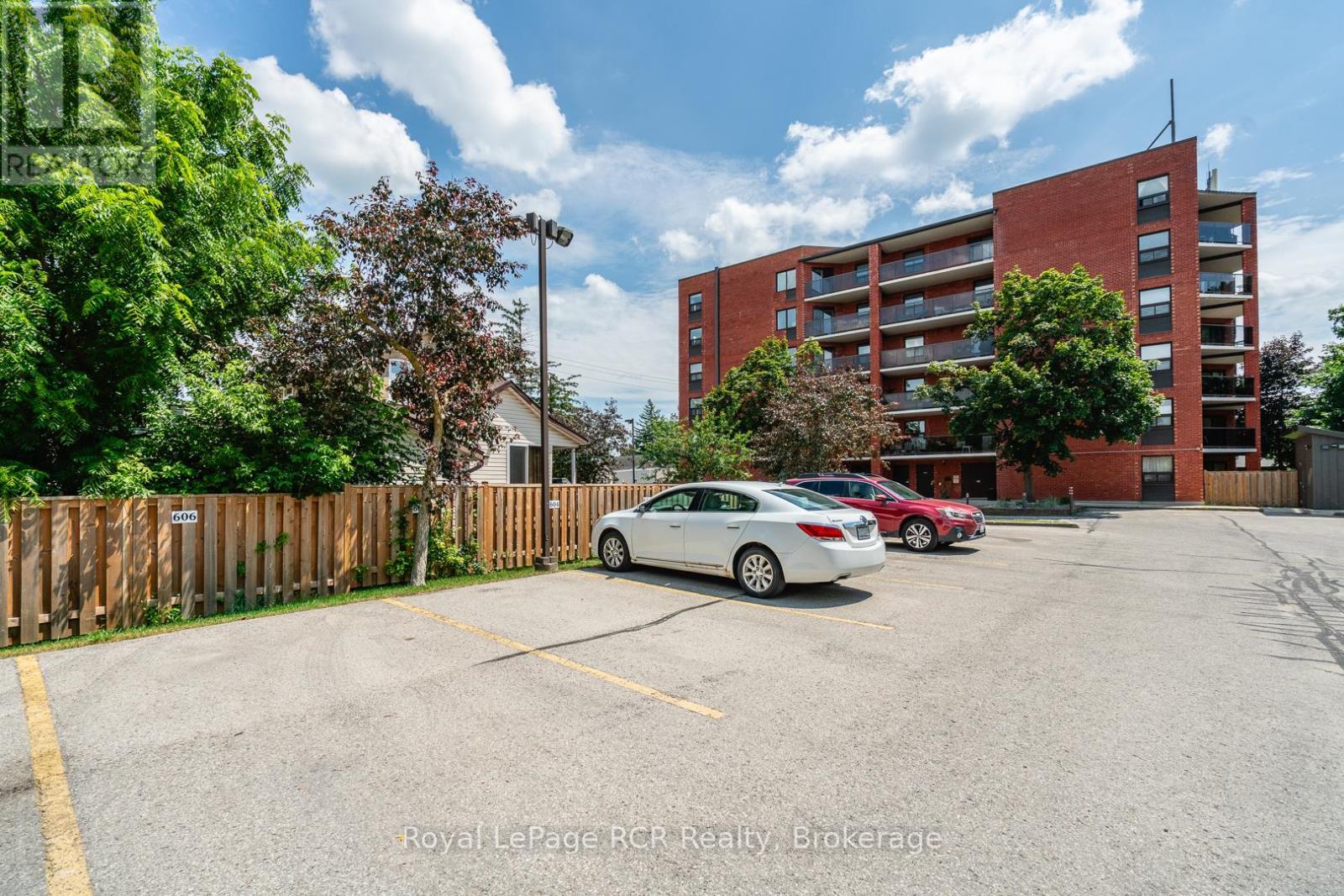 












606 - 536 11TH AVENUE

,
Hanover,




Ontario
N4N2S4

