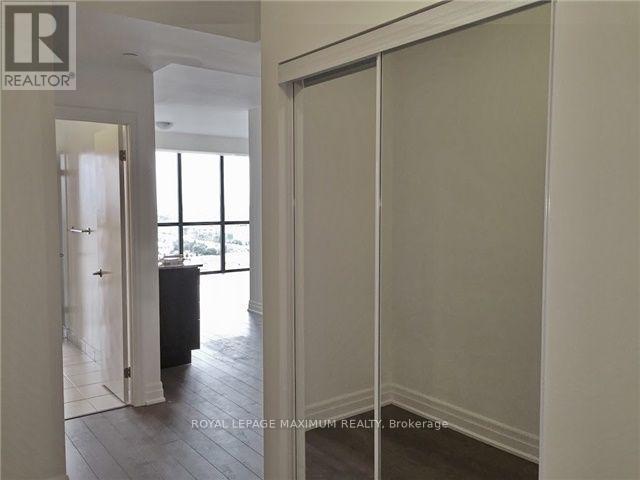 












1304 - 2900 HIGHWAY 7 ROAD W

,
Vaughan,




Ontario
L4K0G3

