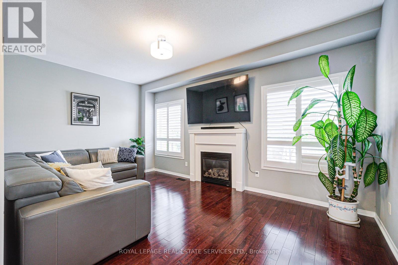 












21 DUXFORD STREET

,
Brampton,




Ontario
L6X0S6

