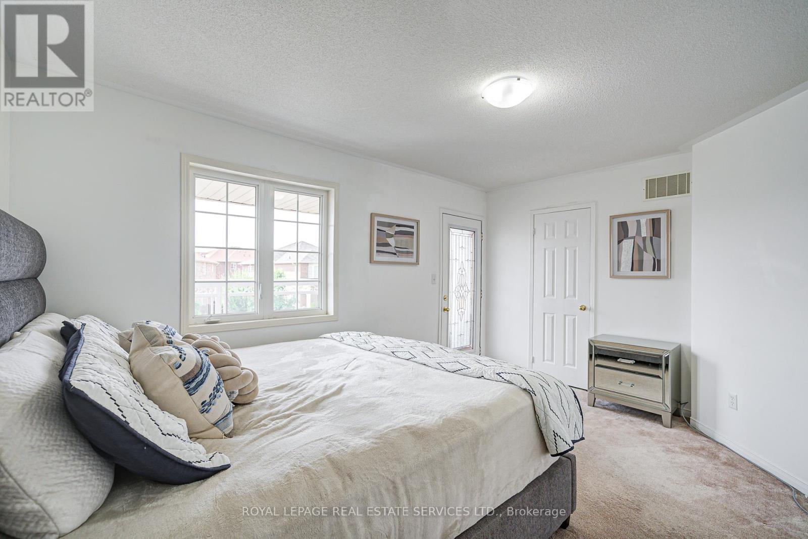 












21 DUXFORD STREET

,
Brampton,




Ontario
L6X0S6

