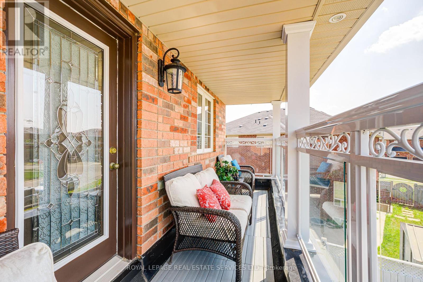 












21 DUXFORD STREET

,
Brampton,




Ontario
L6X0S6

