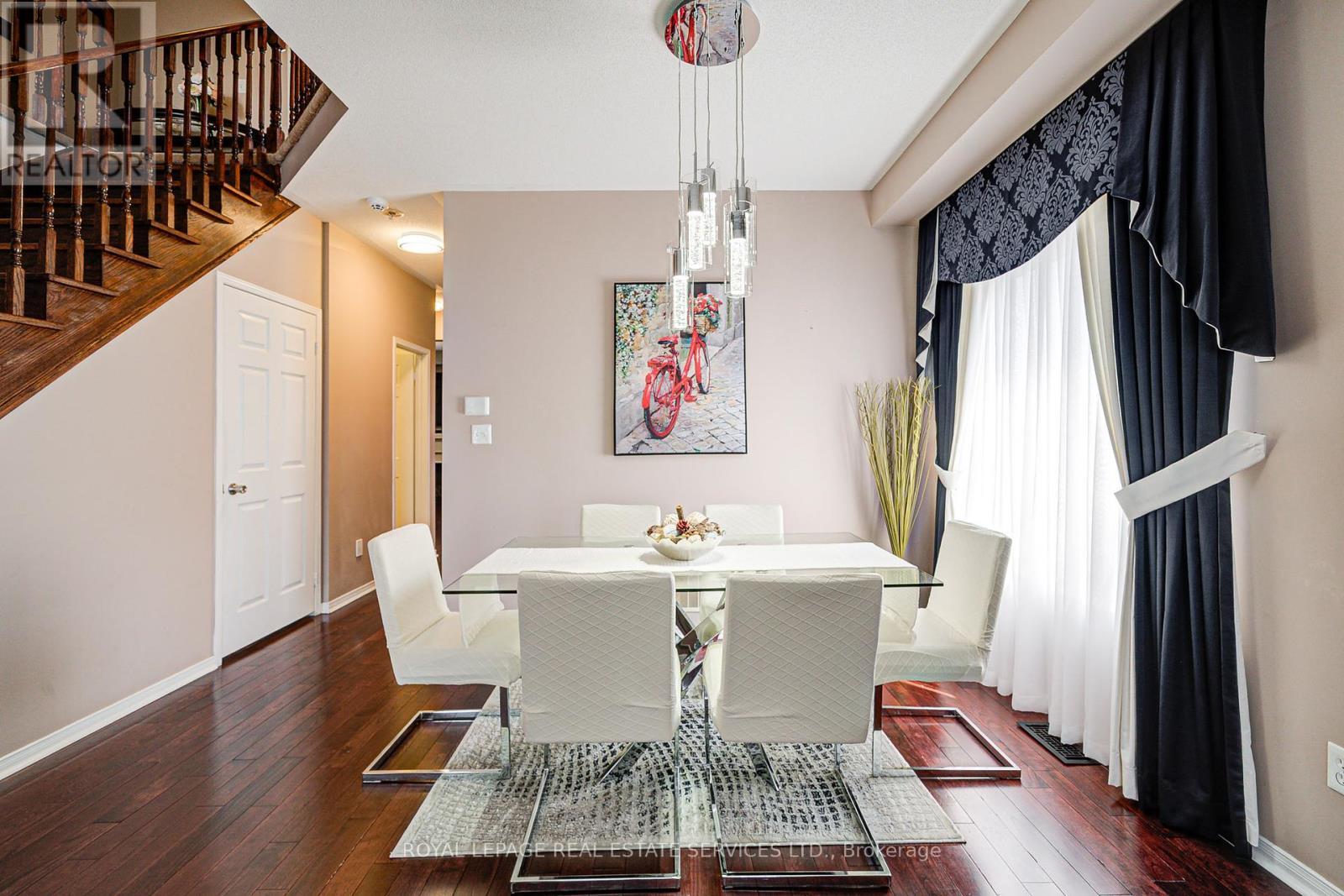 












21 DUXFORD STREET

,
Brampton,




Ontario
L6X0S6

