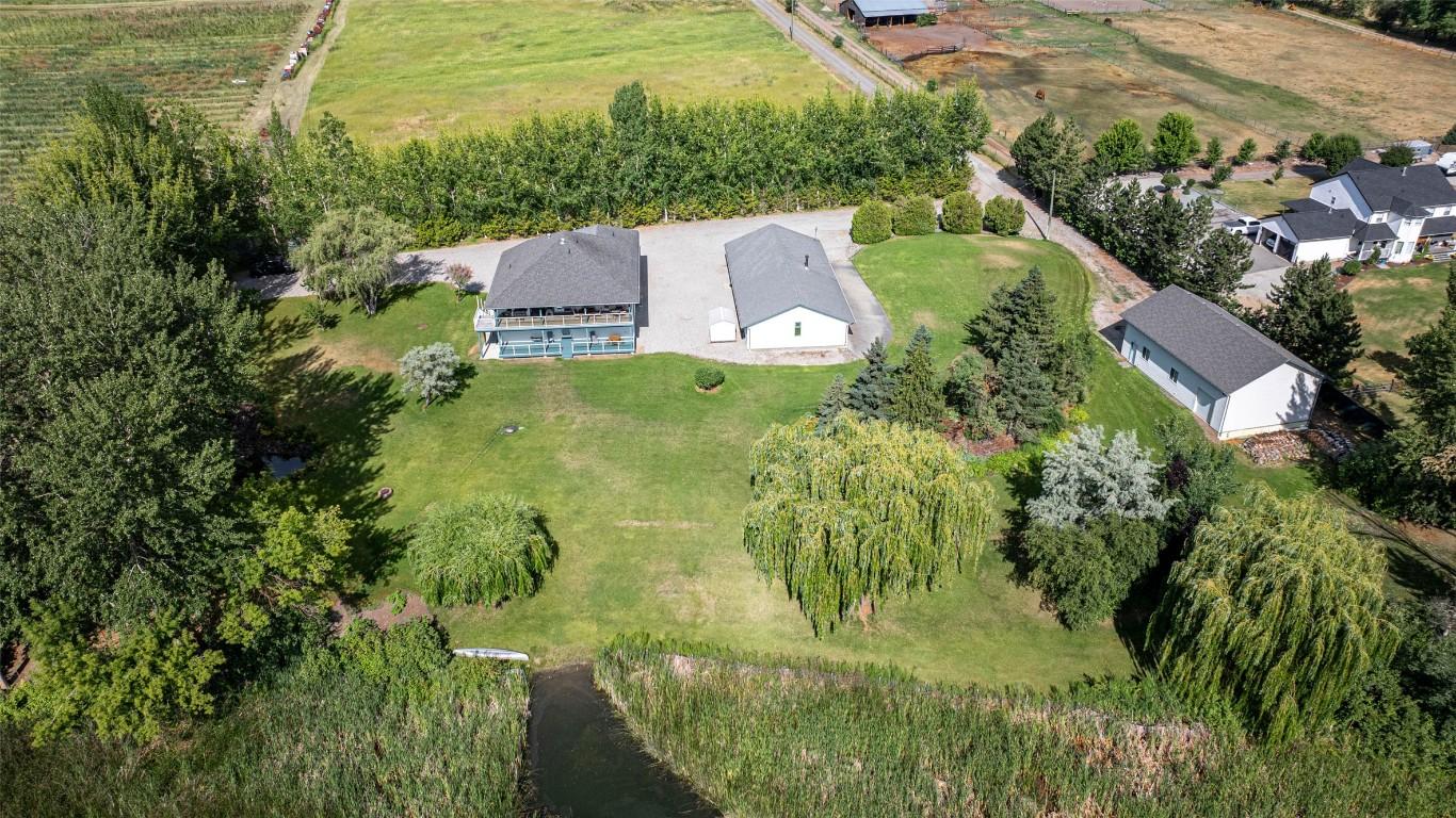 









7821


Old Kamloops

Road,
Vernon,




BC
V1H 1W8


