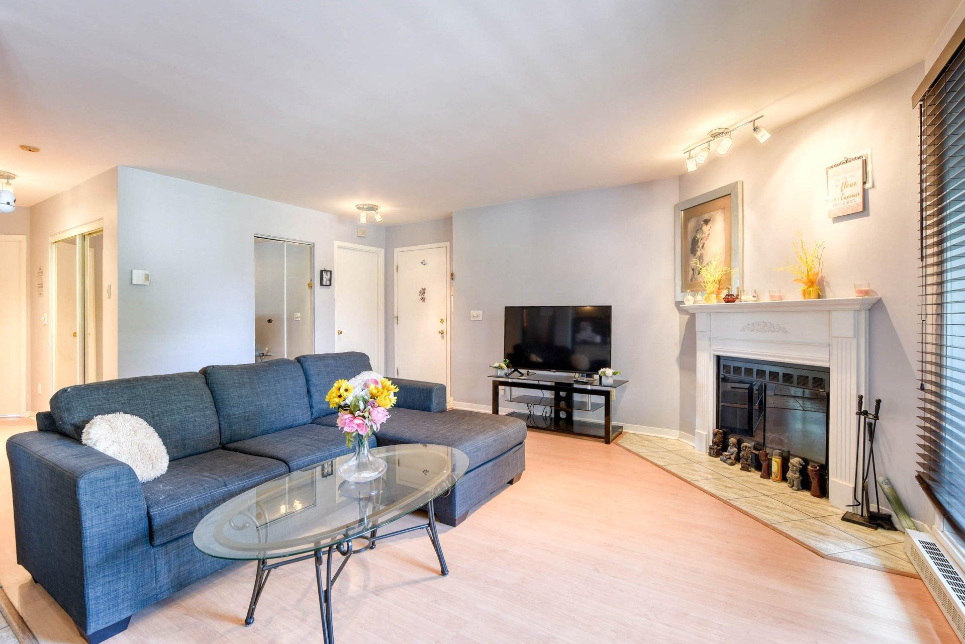 









54


Rue De Courcelle

, 21,
Repentigny (Repentigny),




QC
J5Y3X4


