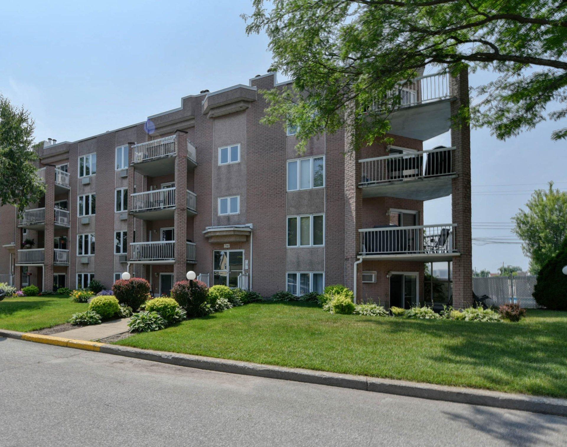 









54


Rue De Courcelle

, 21,
Repentigny (Repentigny),




QC
J5Y3X4

