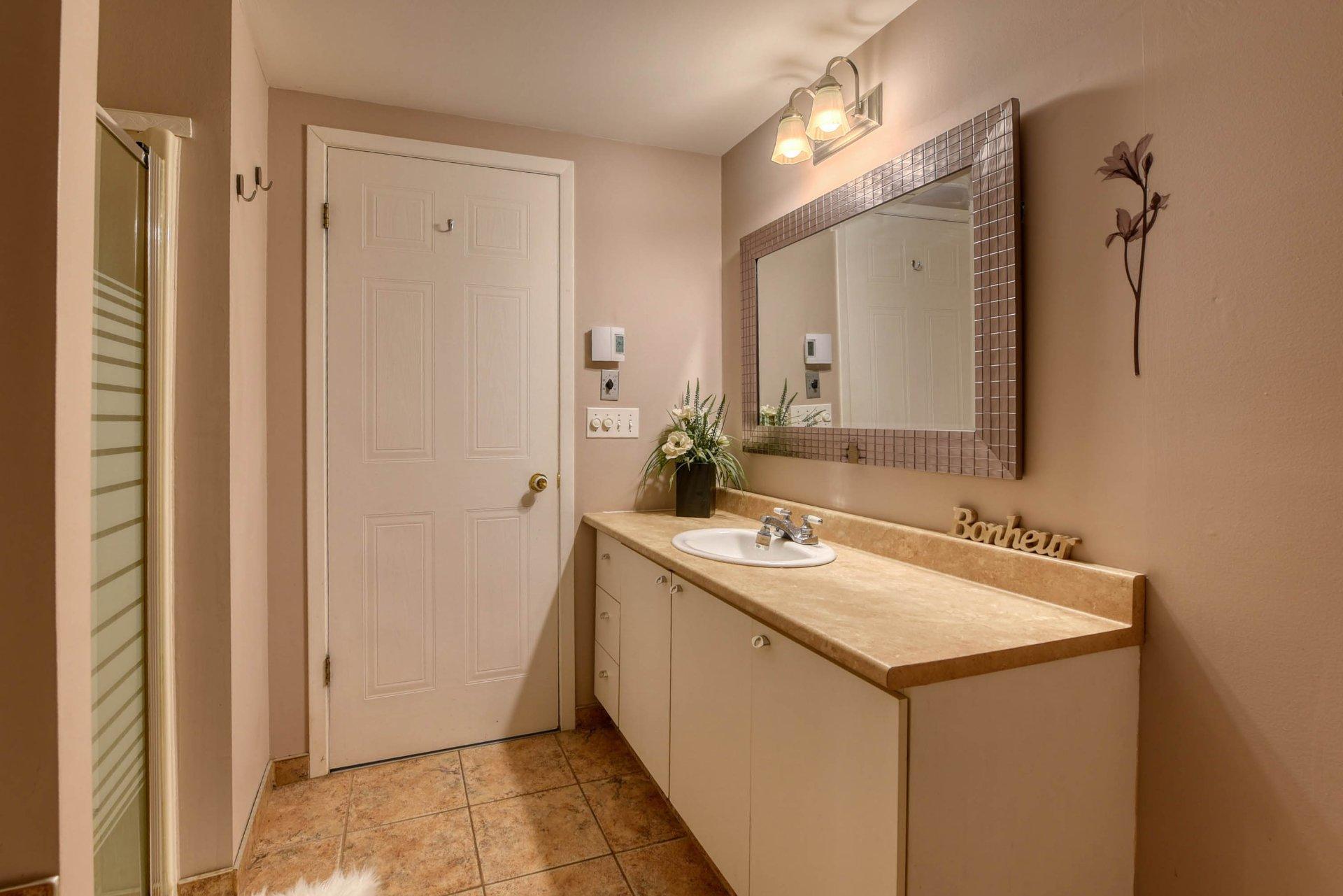 









54


Rue De Courcelle

, 21,
Repentigny (Repentigny),




QC
J5Y3X4

